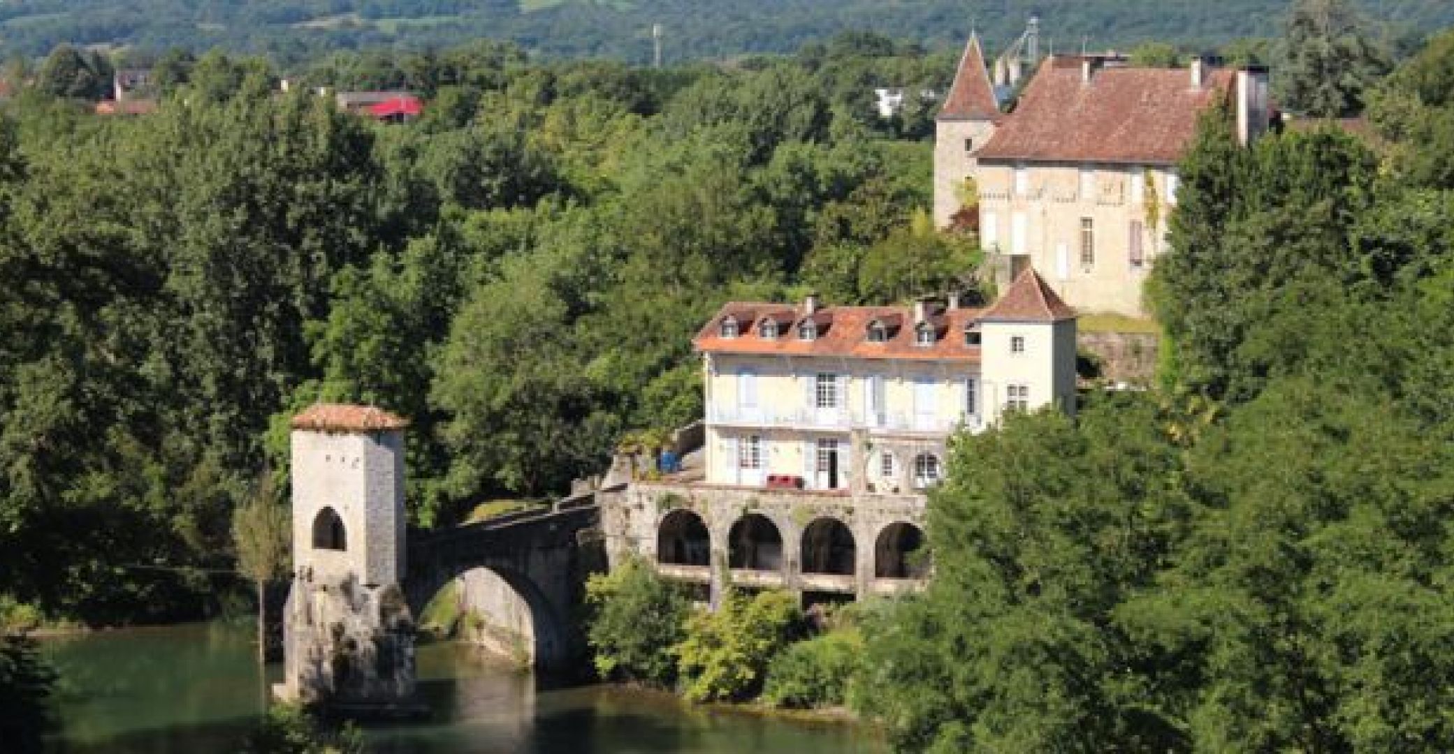 Sauveterre_de_bearn.jpg